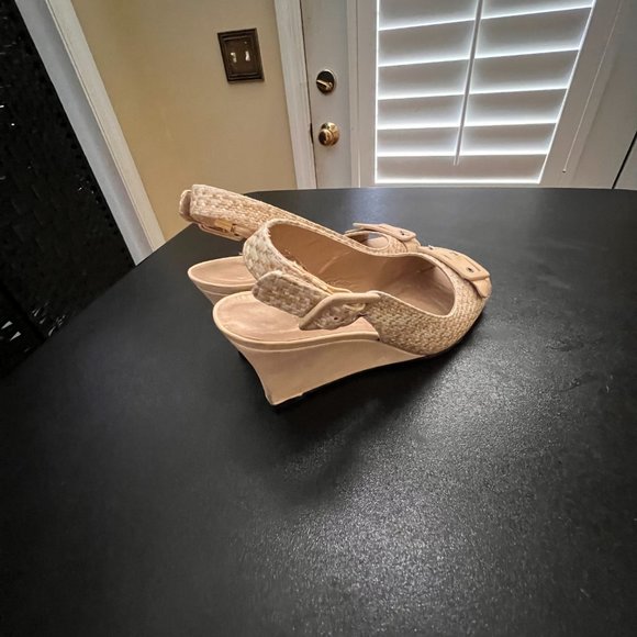 Stuart Weitzman size 6 open peep toe sling back  sandals - Picture 4 of 12